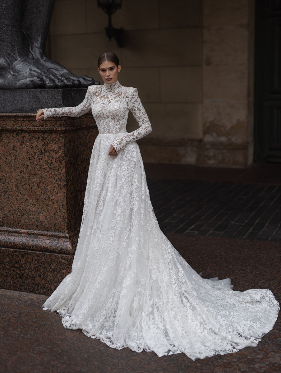 Luxurious A-Line Wedding Dress with Long Sleeves and Stand-Up Collar Patricia Lidey 2US/34FR/6UK / Milk+nude Luxurious A-Line Wedding Dress with Long Sleeves and Stand-Up Collar Patricia Lidey 2US/34FR/6UK / Milk+nude