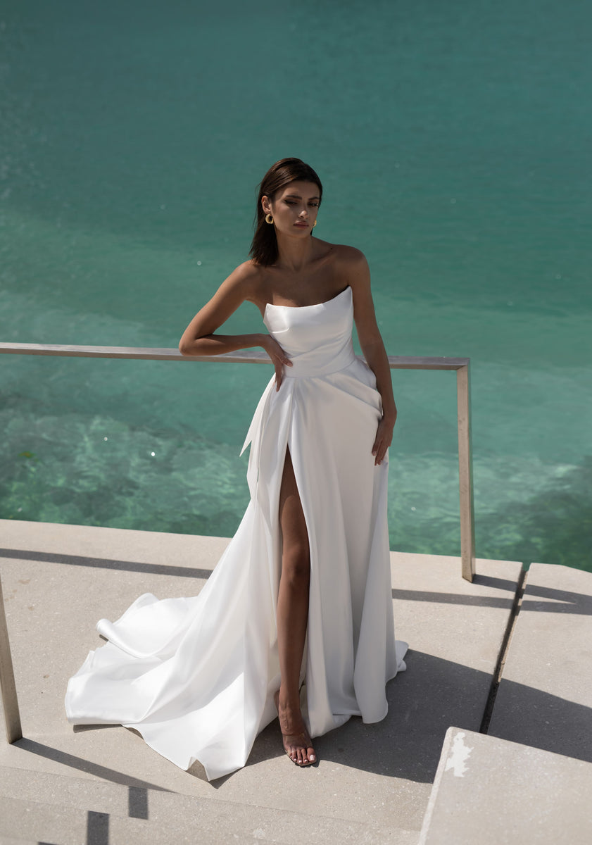 Mikado A-Line Wedding Dress with Detachable Bow Lici – Wedding Roof