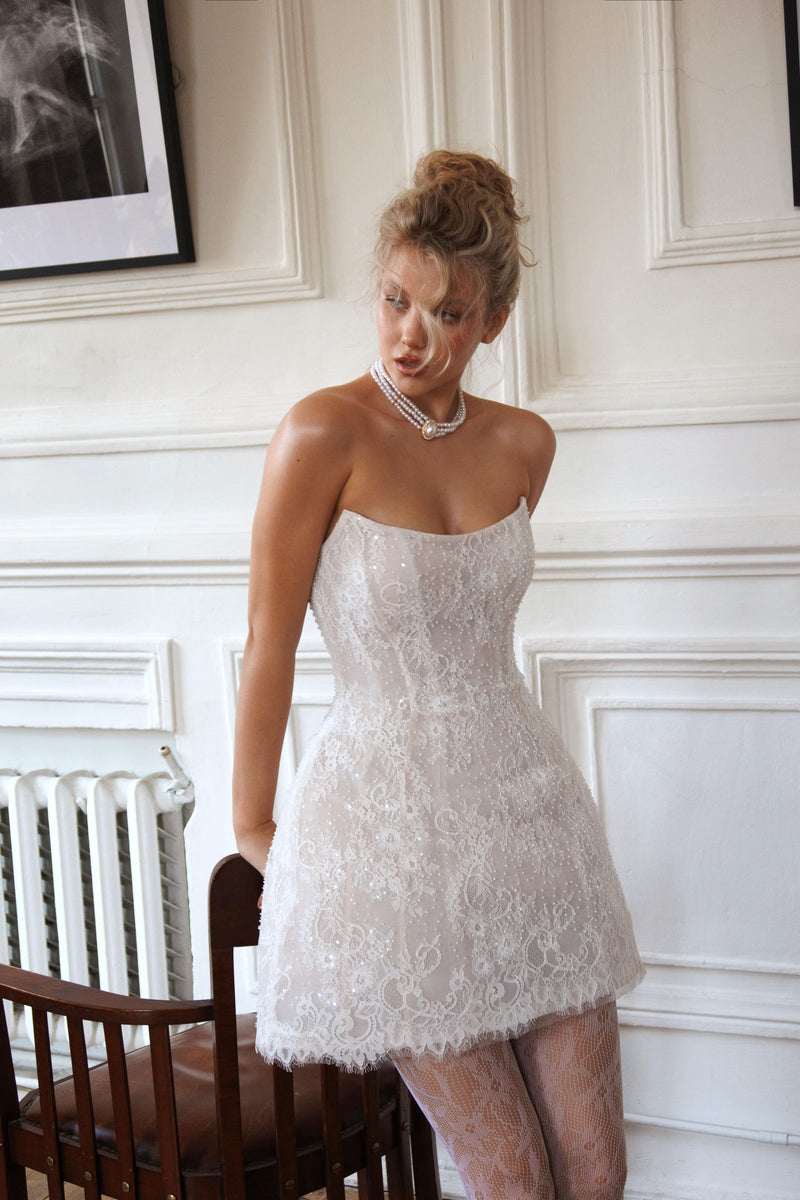 Elegant Lace Short Wedding Dress with Detachable Sleeves Cameia 14US/46FR/18UK / Milk+Nude