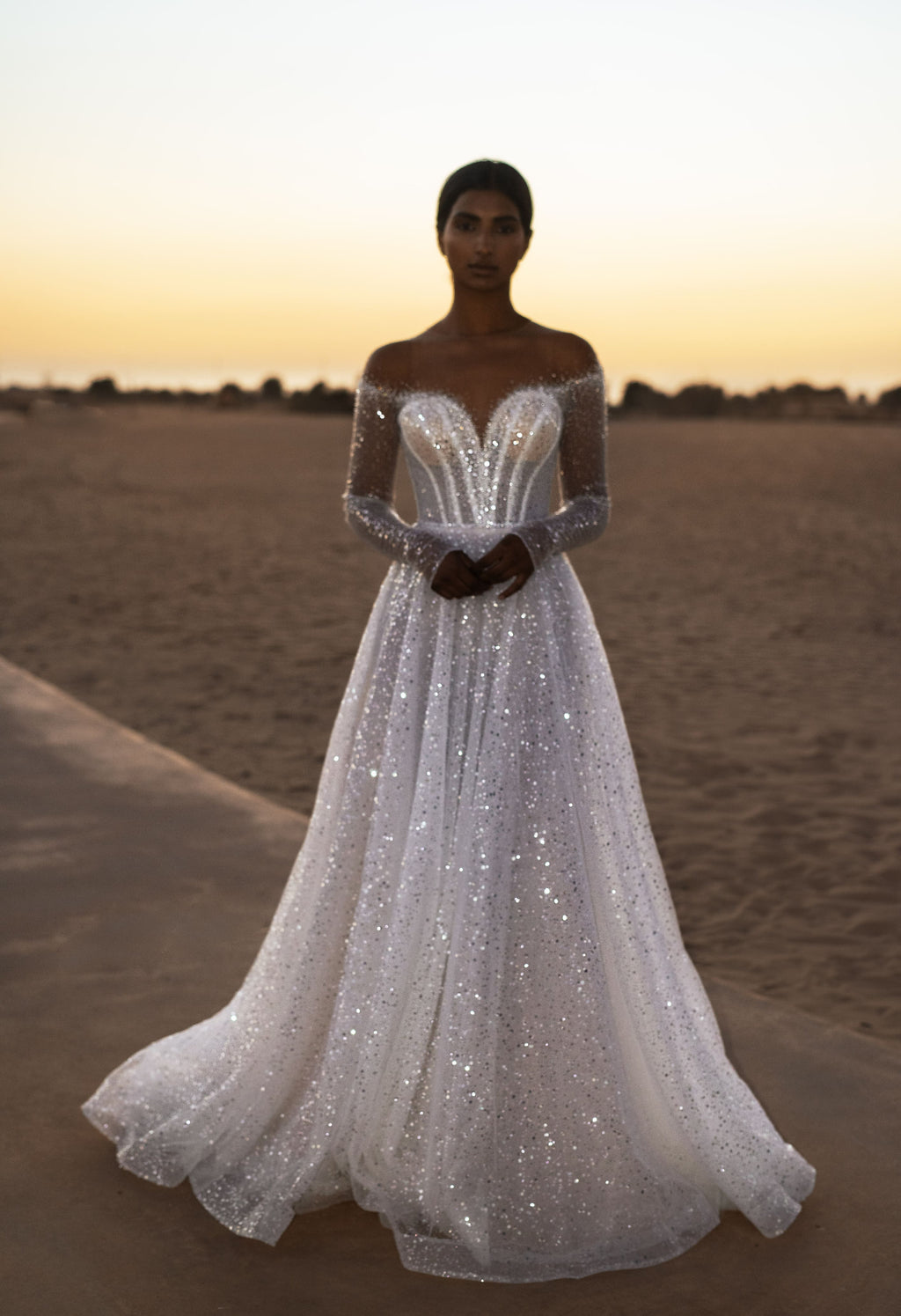 A Fairy Tale That Came to Life in a Wedding Dress: *Amalfeia* - A Refi Wedding Roof A Fairy Tale That Came to Life in a Wedding Dress: *Amalfeia* - A Refi Wedding Roof