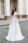 A-line_bridal_gown_with_high_collar