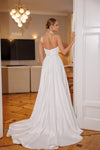 A-line silhouette wedding dress