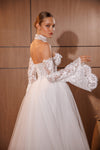 A-line wedding dress with tulle skirt