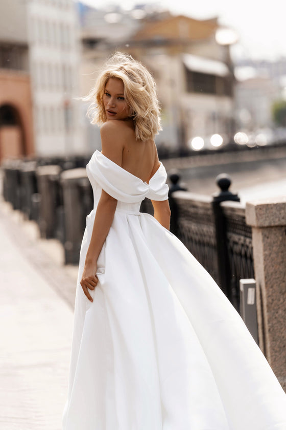 Backless Simple Wedding Dresses