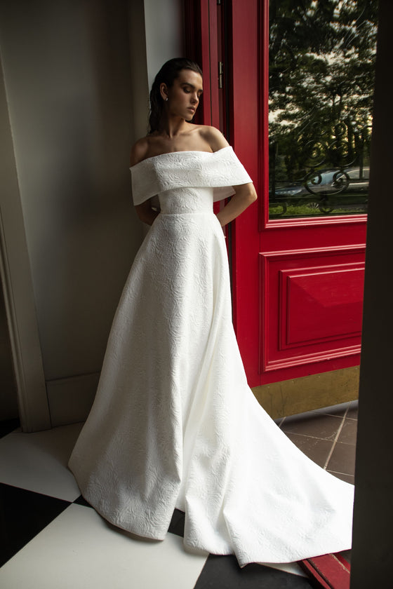 Elegant Jacquard A-line Wedding Dress with Corset Velasquez – Wedding Roof