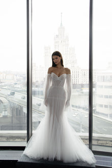  Corset wedding dress with beaded details
