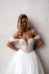 Detachable strap wedding dress