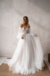 Elegant lace wedding gown