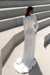 Elegantlong-sleeved bridal gown