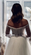 Elegant A-line Wedding Dress with Embroidered Pearls - Long Sleeves and Tulle Material Fadelle