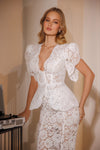 Form-fitting wedding attire