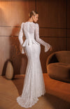Form-fitting wedding dress with godet skirt