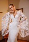 Form-fitting wedding gown