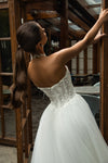 Halter neck wedding dress