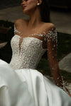 Lace wedding dress