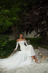Long-sleeved lace wedding dress