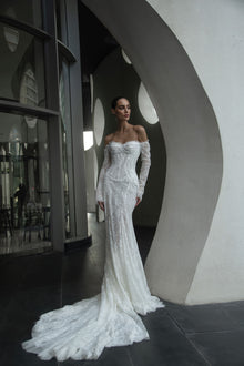  Long Sleeve Lace Wedding Gown