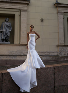  Mermaid Wedding Dress With Corset