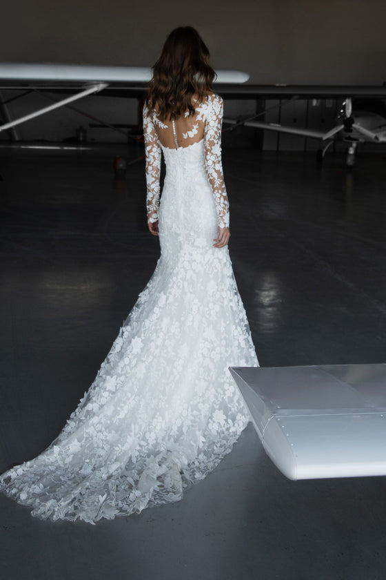 Mermaid_wedding_dress_with_bolero