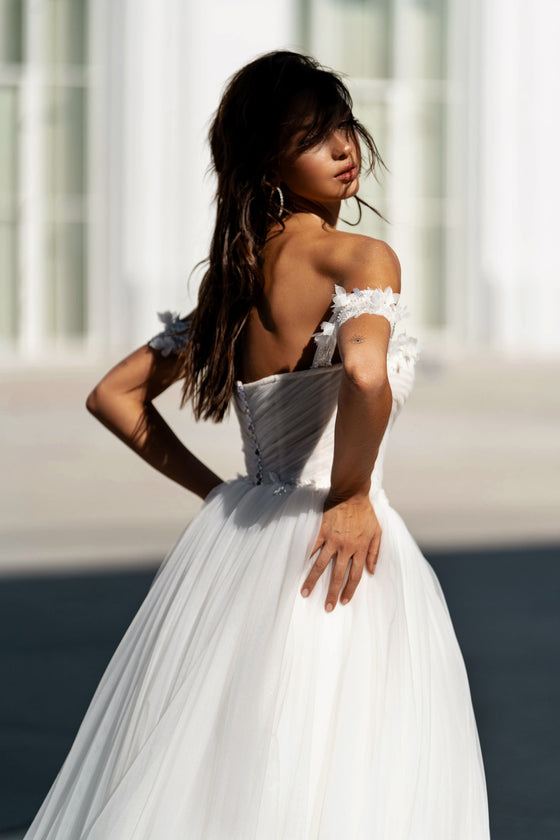 A-Line Wedding Dress Made of Tulle with Embroidery