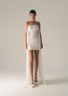  Mini wedding dress with draping