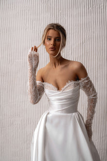  Modern slit wedding dress