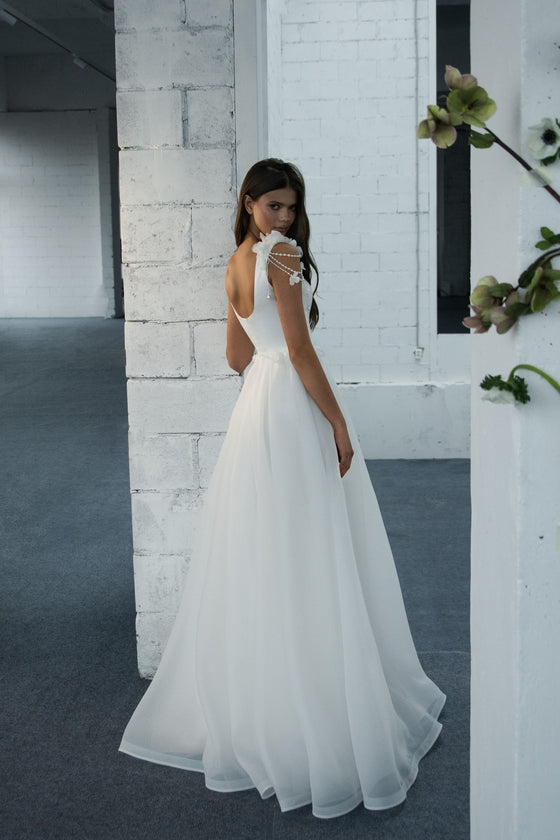 Organza_bridal_gown