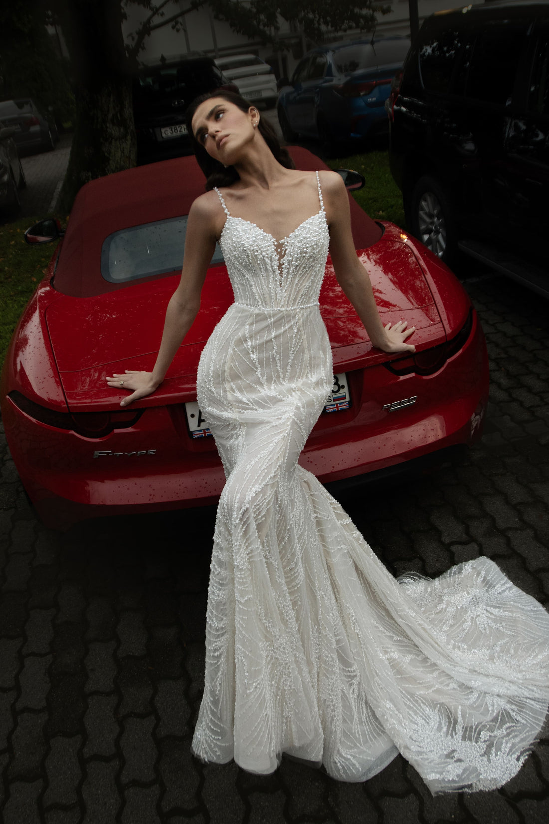  Pearl embroidered wedding dress