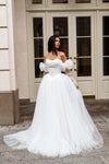 Removable sleeve wedding dress