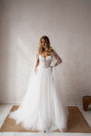 Romantic wedding dress