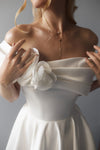 Romantic wedding dress style