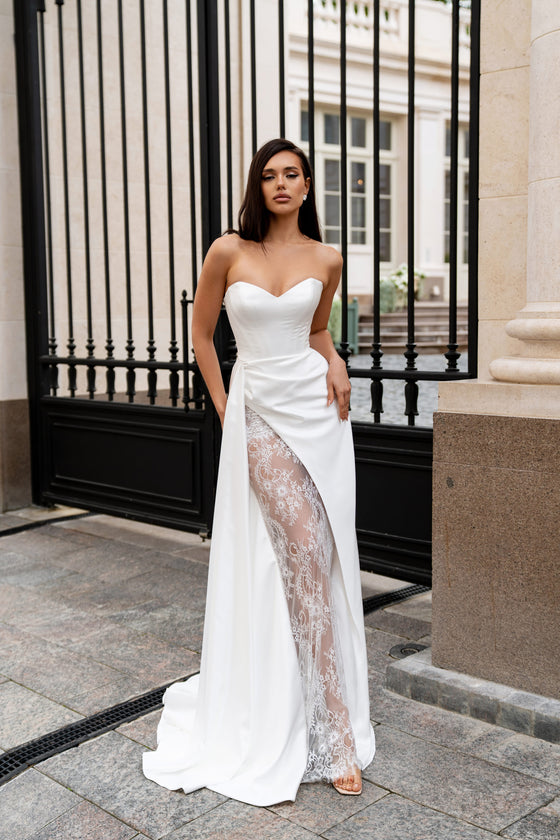 Satin and Lace Dress with Off-shoulder Long Sleeves Balensoi Wedding Roof Satin and Lace Dress with Off-shoulder Long Sleeves Balensoi Wedding Roof