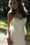 Silhouette wedding dress
