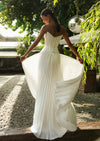 Strapless wedding gown