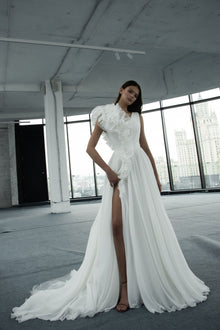  Unique_wedding_gown