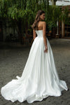 Vintage-inspired ball gown gown