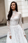 Vintage_lace_wedding_dress_with_sleeves