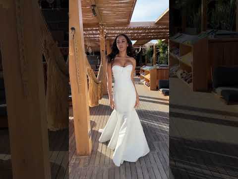 Neoprene Fitted Silhouette Wedding Dress