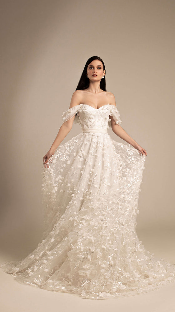 A Line Wedding Dress With Lace