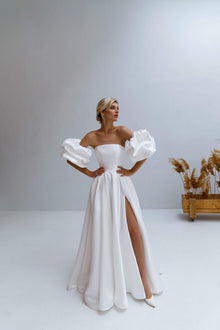  A-line Satin Wedding Dress