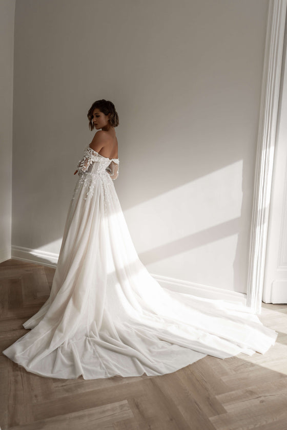 Backless Wedding Dress With Sleeves