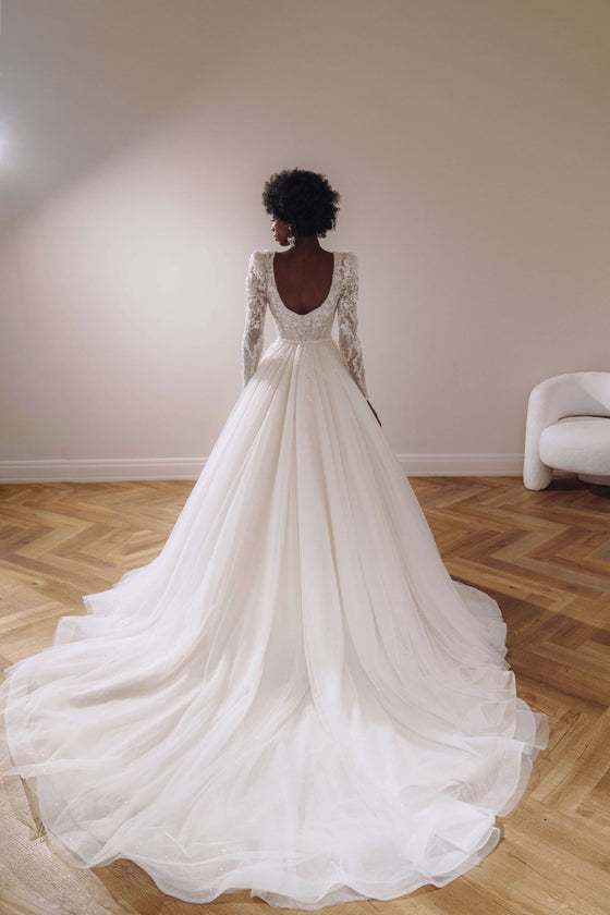 Ball gown dress for wedding