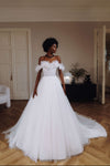 Ball gown wedding dress tulle