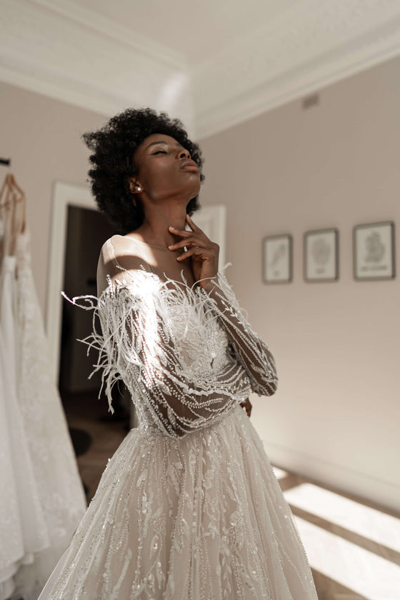 Elegant Long Sleeve Ball Gown Wedding Dress with Plumage Embellishments Aurelia 14US/46FR/18UK / Milk+nude Elegant Long Sleeve Ball Gown Wedding Dress with Plumage Embellishments Aurelia 14US/46FR/18UK / Milk+nude