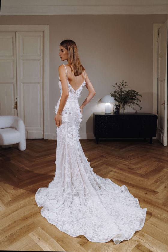Bridal gowns lace