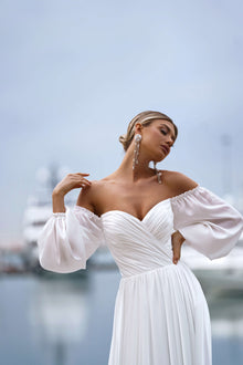  Classic bridal dress_Chiffon wedding dress with sleeves