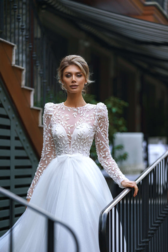 Long sleeves wedding gowns_Lace vintage wedding dresses styles_Lace for wedding dress