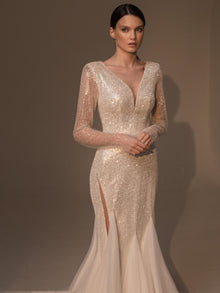  Mermaid Wedding Dress With Sleeve