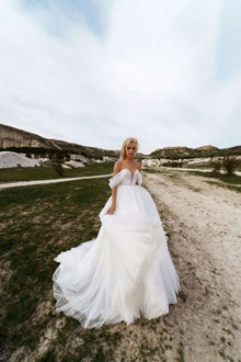  Romantic Wedding Dresses