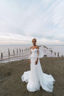  Sparkly Long Sleeve Wedding Dress